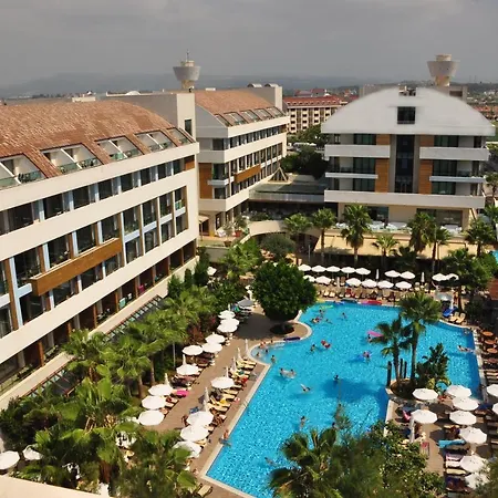 Port Üdülőközpont 5*