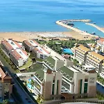 Port منتجع