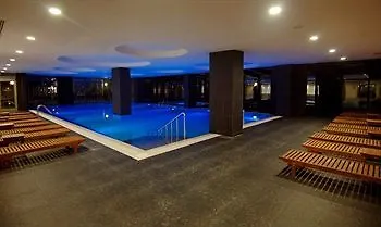 Port 5* Side