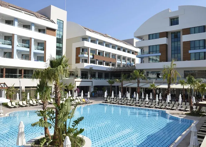 Port Semesteranläggning (resort) Side