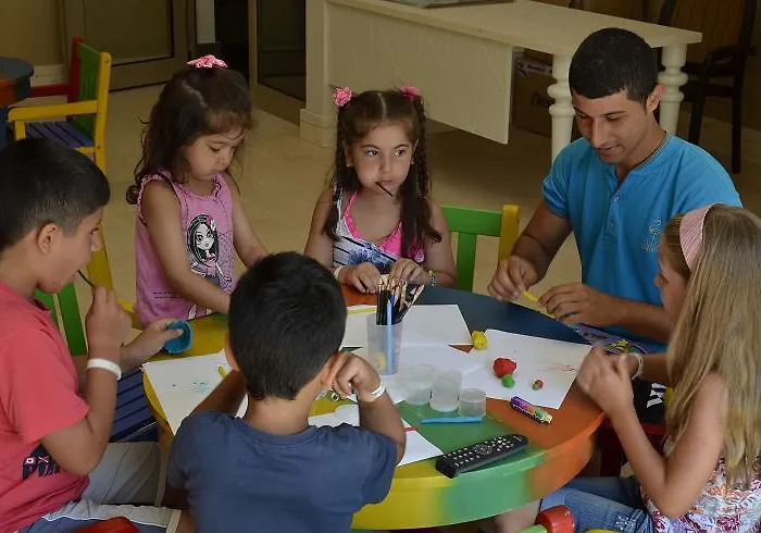 Semesteranläggning (resort) Port Side